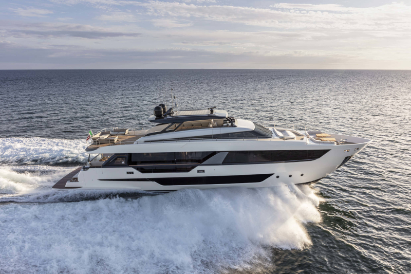 يخت Ferretti 1000