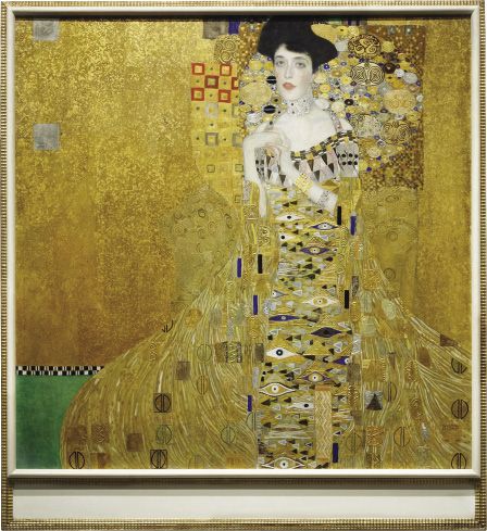 تعرض لوحة كليمت الشهيرة Adele Bloch-Bauer I، من عام 1907، في معرض Neue Galerie. 