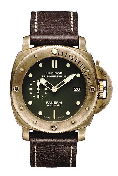 PAM 382 وPAM 671 من طراز Luminor Submersible 1950