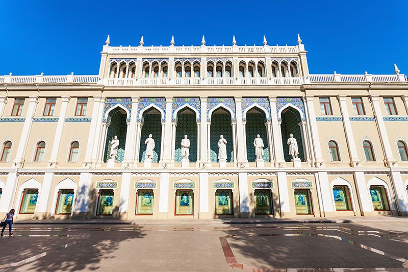 أنشئ المتحف الوطني لأدب أذربيجان عام 1939، ويعد واحدا من أكبر خزائن الثقافة الأذربيجانية وأغناها.