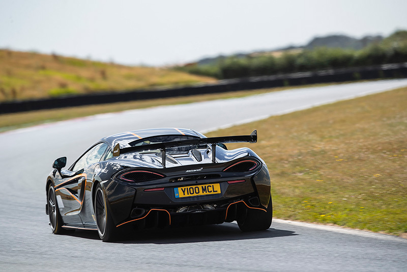 McLaren 620R