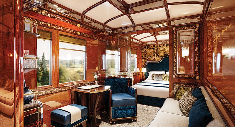يجسد جناح Grand Suite في قطار Venice Simplon-Orient-Express أناقة العالم القديم.