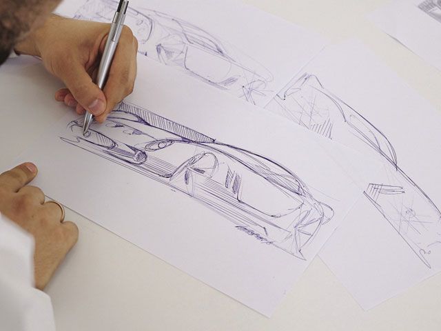سيرتكز مفهوم السيارة الأحدث من آريس إلى الهيكل الداخلي لمركبة من طراز Ferrari F12، ومن المتوقع أن تكون السيارة الاختبارية جاهزة للانطلاق على الطرقات في أقل من عام.