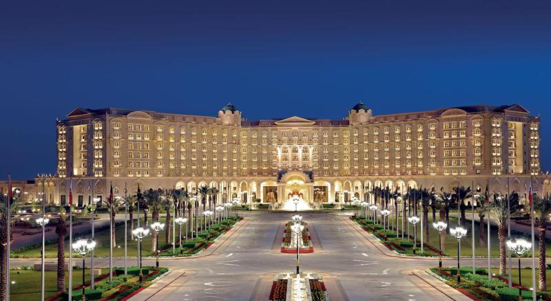 فندق الريتز – كارلتون، الرياض/أفخم الفنادق والمنتجعات في المملكة العربية السعودية
