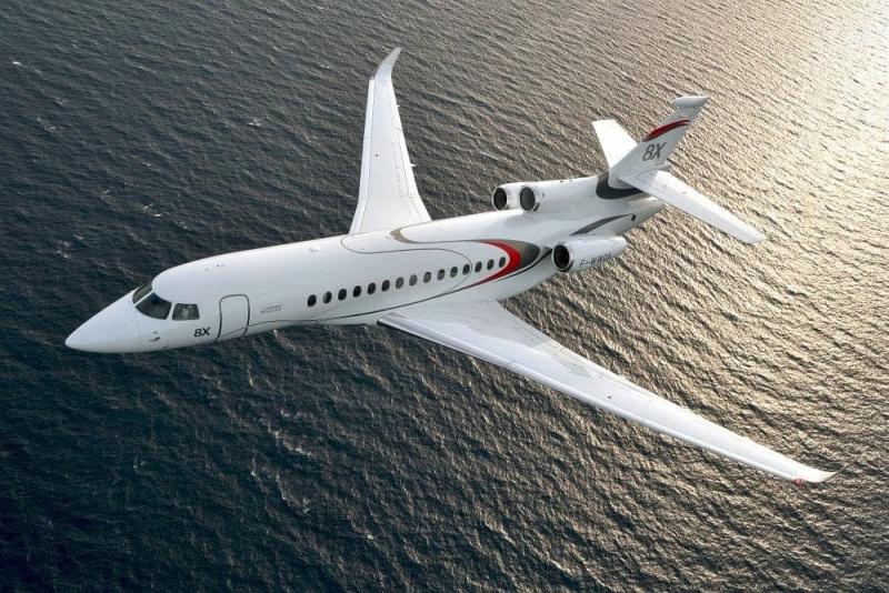 طائرة  Dassault Falcon 8X