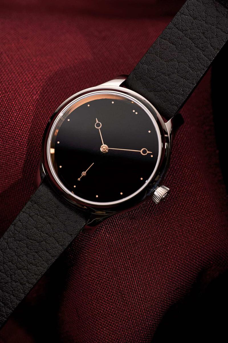 H. Moser & Cie x The Armoury Endeavour Small Seconds Total Eclipse