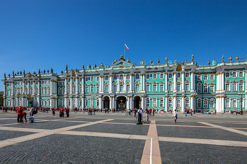 القصر الشتوي في سان بطرسبرغ