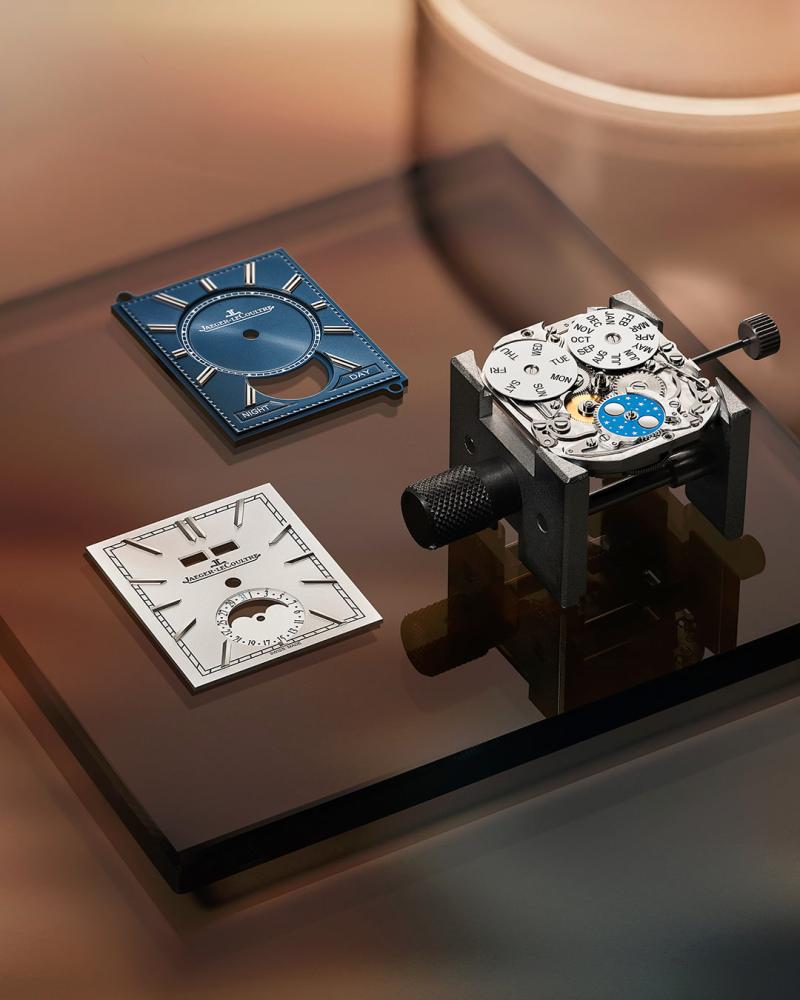 ساعة Reverso Tribute Duoface Calendar 