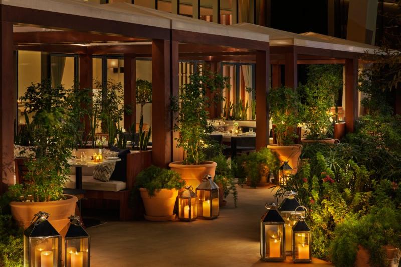 فندق The Abu Dhabi EDITION يرقى إلى مستوى تطلعات الجيل الجديد من الضيوف.
