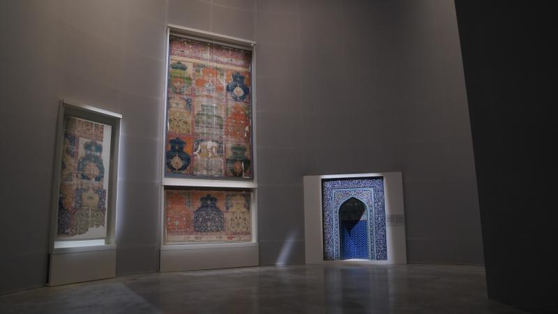 مقتنيات من أزمنة غابرة في بينالي الفنون الإسلامية بجدة