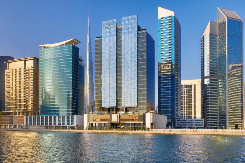 فندق سانت ريجيس داون تاون دبي/ أفخم فنادق ومنتجعات الإمارات