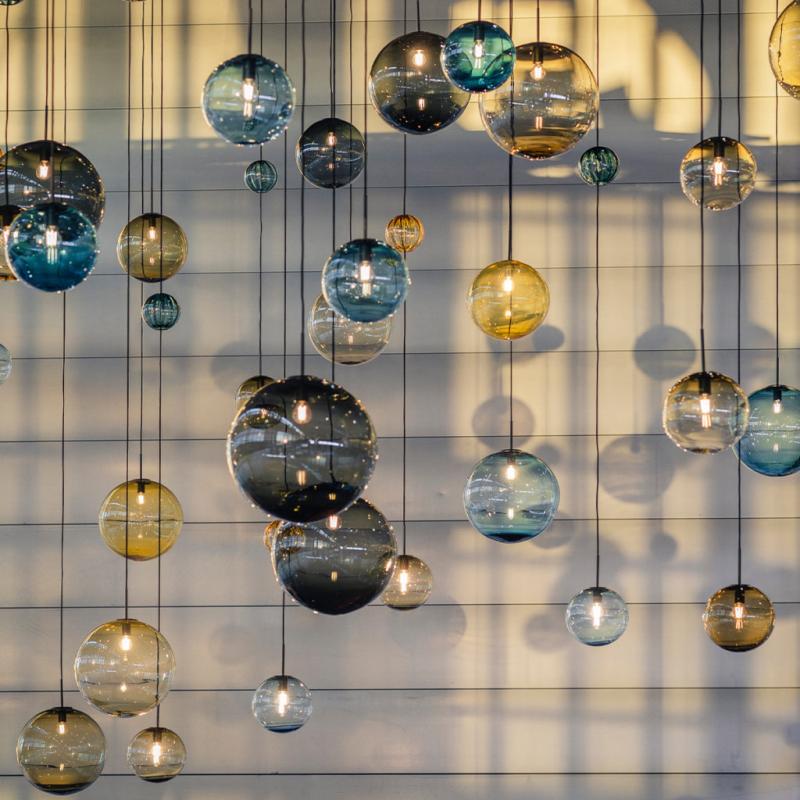 الزجاج المنفوخ من Hadeland Glassverk يكرسها راعيًا للتراث الثقافي النرويجي