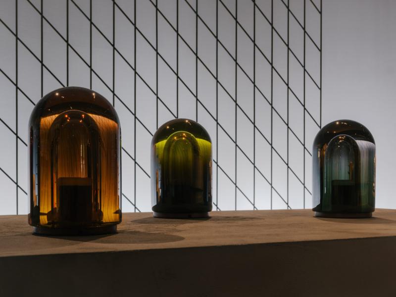 مصابيح من الزجاج المنفوخ من ابتكار هاري كوسكينين.