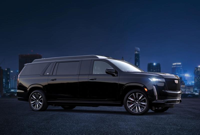 تُتيح شركة بيكر أوتوموتيف إمكانية إجراء تحسينات هيكلية وجمالية وتصميمية وفيرة على سيارة Cadillac Escalade-V. / أفضل أنواع السيارات لعام 2023