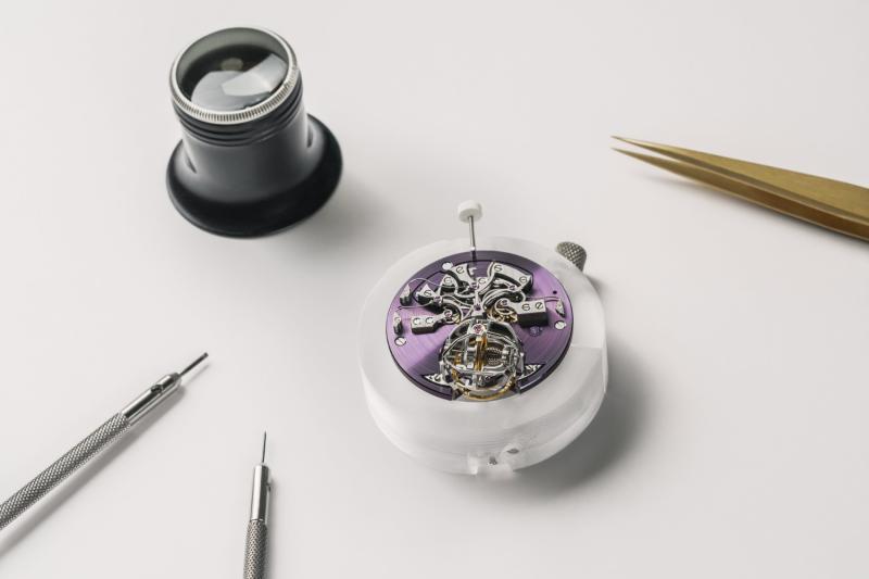 ساعة Les Cabinotiers Armillary Tourbillon