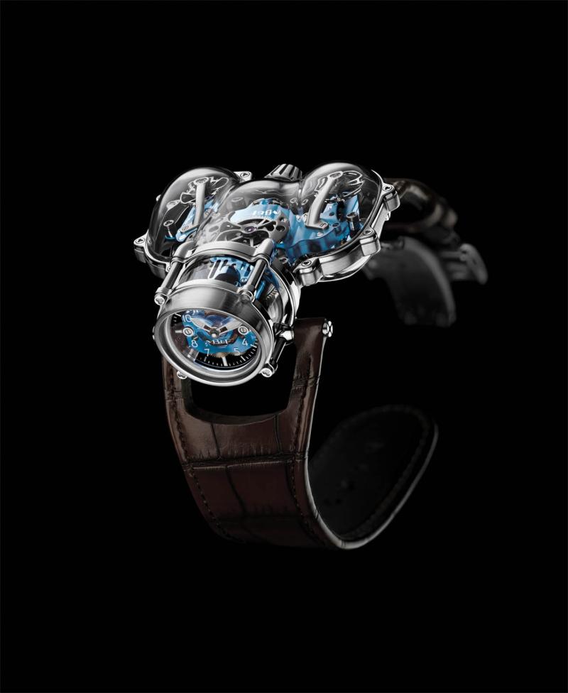ساعة MB&F HM9 بتوقيع إم بي أند إف.