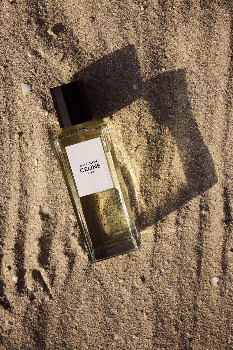 قارورة زيت الشعر والجسم المعطّر من مجموعة CELINE Haute Parfumerie. 