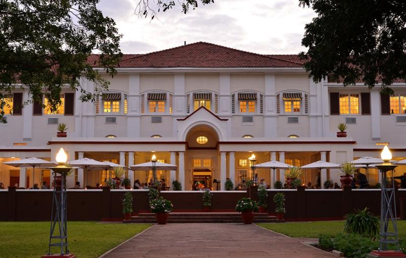 فندق Victoria Falls Hotel/ أفخم فنادق السفاري داخل زيمبابوي