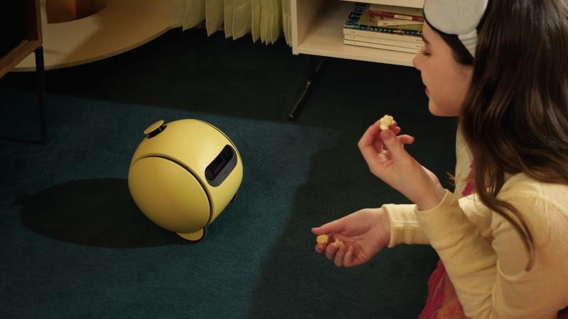 سامسونج تكشف عن Ballie.. أول مساعد منزلي متنقل مدعوم بتقنيات جيميني من غوغل