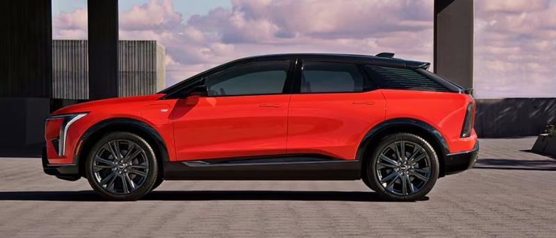 كاديلاك تدخل بقوة عالم الأداء الكهربائي: SUV مدمجة بروح رياضية مستقبلية
