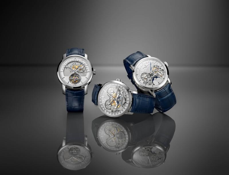 ساعة Traditionnelle Perpetual Calendar Retrograde Date Openface، وساعة Traditionnelle Complete Calendar Openface، وساعة Traditionnelle Tourbillon Retrograde Date Openface، صيغت كلها في علب من البلاتين./أبرز الابتكارات في معرض ساعات وعجائب لعام 2025