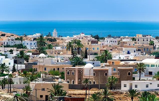 جربة تونس.. لؤلؤة المتوسط التي تروي حكاية البحر والثقافة