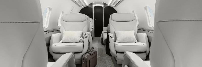 طائرتان من طراز Challenger 350 في خدمة بيل غيتس/ طائرات بيل غيتس