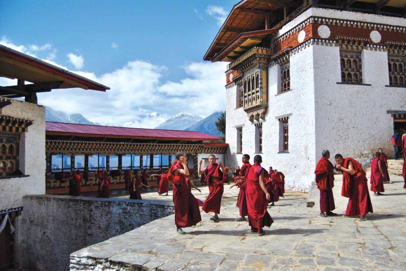قلعة Gaza Dzong في المنطقة الشمالية الغربية من بوتان. 
