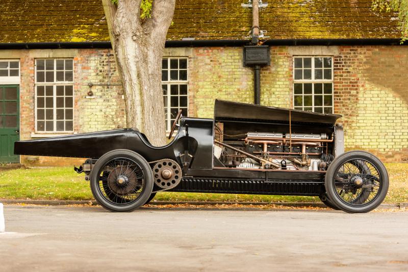 بونهامز كارز تُعيد تحفة بوغاتي المنسية Bugatti-Diatto Avio 8C إلى واجهة المزادات