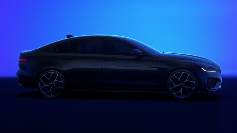 جاغوار XE.. البساطة البريطانية والأناقة الرياضية