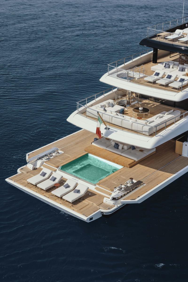 أتاح المفهوم التصوري المبتكر Hidden Engine Room، الاستعاضة عن غرفة المحركات التقليدية بمجلس Ocean الفسيح. 