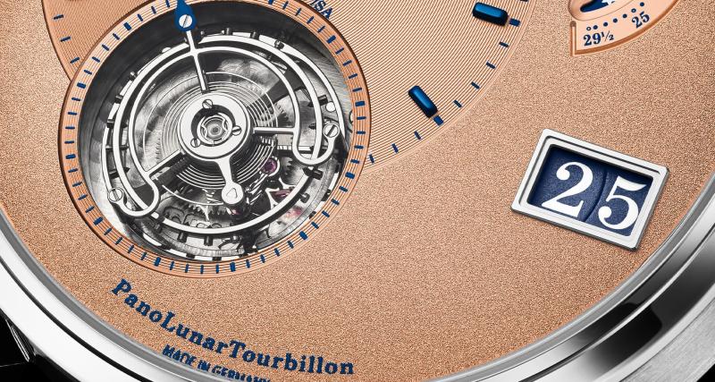 دار غلاشوته أوريجينال تطرح نسخة مهيبة من ساعة PanoLunarTourbillon 