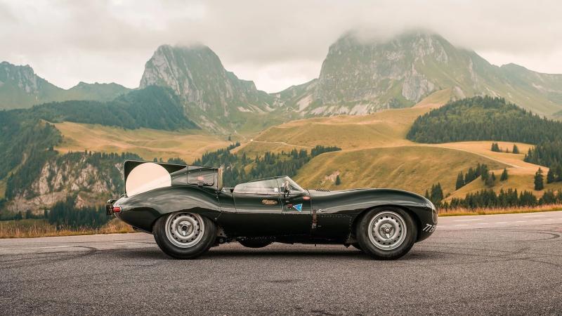 سيارة جاكوار D-Type من 1956 تتصدر مزاد زيورخ الأول