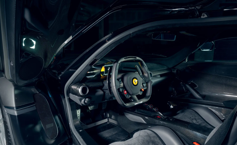 آر إم سوذبيز تكشف عن نسخة نادرة من سيارة LaFerrari من عام 2014 