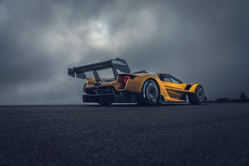 سيارة GT Mk IV من فورد.. الرحلة الأخيرة لأسطورة سباق الحلبات