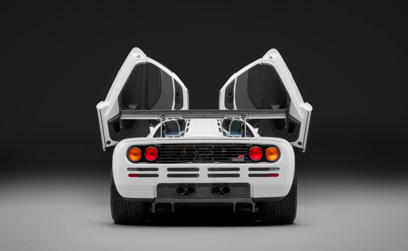 آر إم سوذبيز أبوظبي تطرح سيارة McLaren F1 من مجموعة سلطان بروناي بسعر 21 مليون دولار