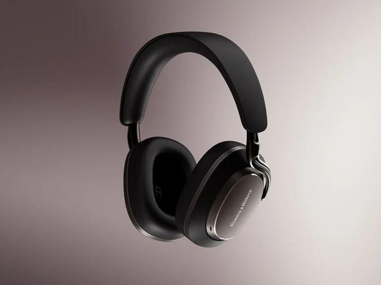 باورز أند ويلكنز ترتقي بتجربة الاستماع مع سماعات Px8 S2 الفاخرة 