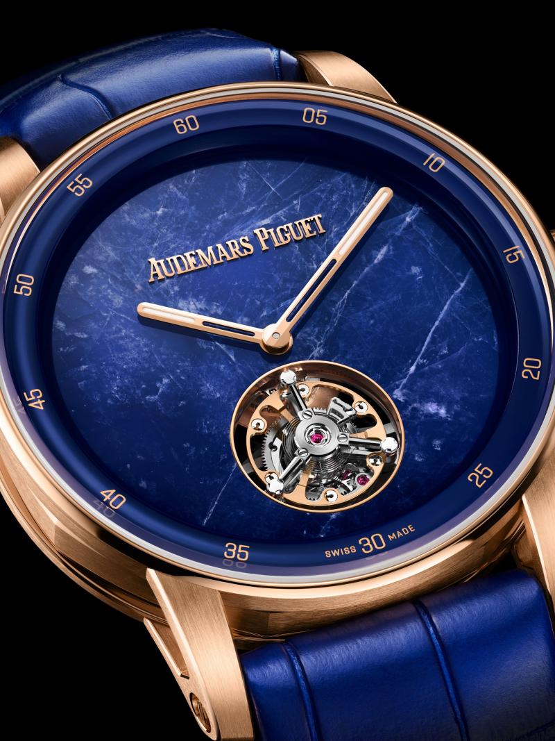 أوديمار بيغيه تطرح ثلاث نسخ حصرية من ساعة Code 11.59 by Audemars Piguet Selfwinding Flying Tourbillon