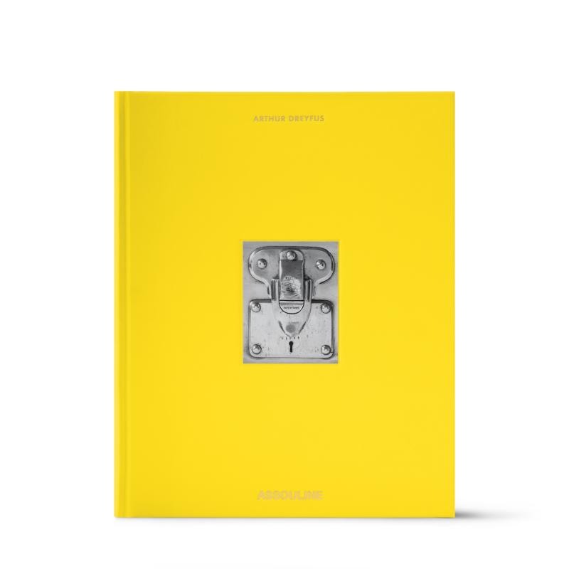 لويس فويتون تطلق كتاب From Louis to Vuitton.. رحلة بصرية تسرد تاريخ الفخامة