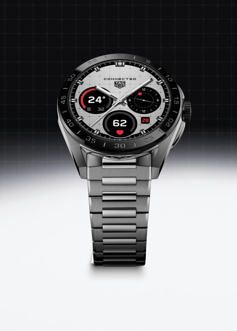 تاغ هوير تناغم بين التكنولوجيا والبراعة الحرفية في ساعتها الذكية الأحدث TAG Heuer Connected Calibre E5
