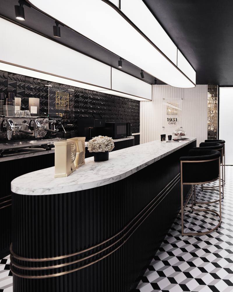 جيجر - لوكولتر تدعو ضيوف أسبوع دبي للتصميم إلى رحلة عابرة للتاريخ في معرض "قصص ريفيرسو"