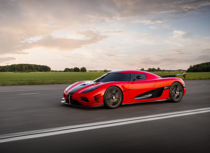 Koenigsegg Agera RS.. أداء سويدي يفوق التوقعات Koenigsegg Agera RS.. أداء سويدي يفوق التوقعات