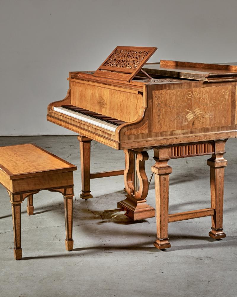 من أروقة القصر إلى خزائن الجواهر من أروقة القصر إلى خزائن الجواهر