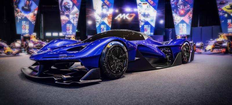 Red Bull RB17.. سباق الفورمولا في هيئة سيارة خارقة / أغلى السيارات في العالم 