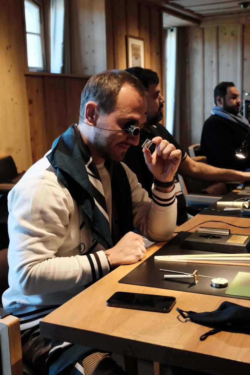 حسان الأخرس، مؤسس نادي العرب للساعات.