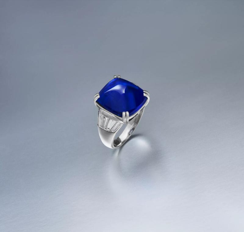 كريستيز تتألق مجددًا.. مزاد الجواهر يحقق 10.5 مليون دولار بنسبة بيع كاملة