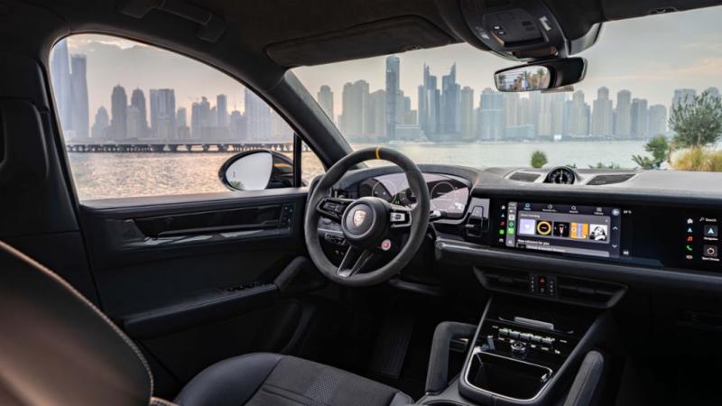 ماكلارين SUV الجديدة.. توجّه ثوري نحو فئة السيارات الرياضية متعددة الاستخدامات