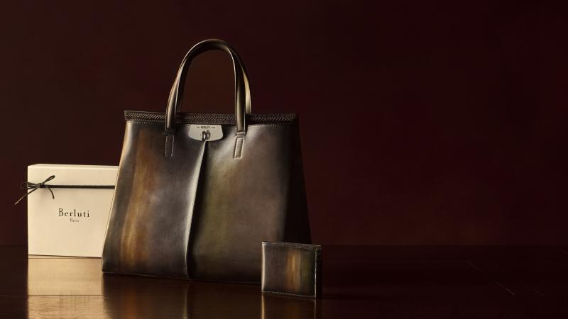 بيرلوتي تُجسّد إرثها العريق في طلاء مستوحى من الضوء والظل