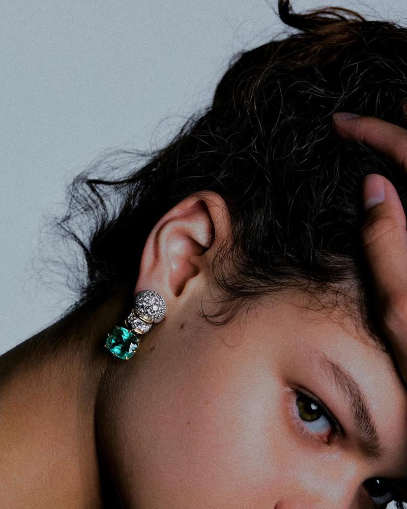 دار سوير تُعيد إحياء إرث مؤسسها بتصميم "إيما" المرصع بزمرد نادر