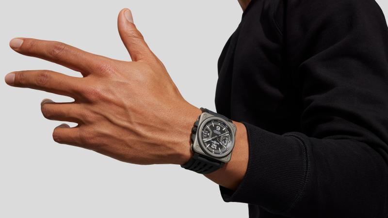 علامة بيل أند روس تستلهم رموز عالم الطيران في ساعتها الجديدة BR-X3